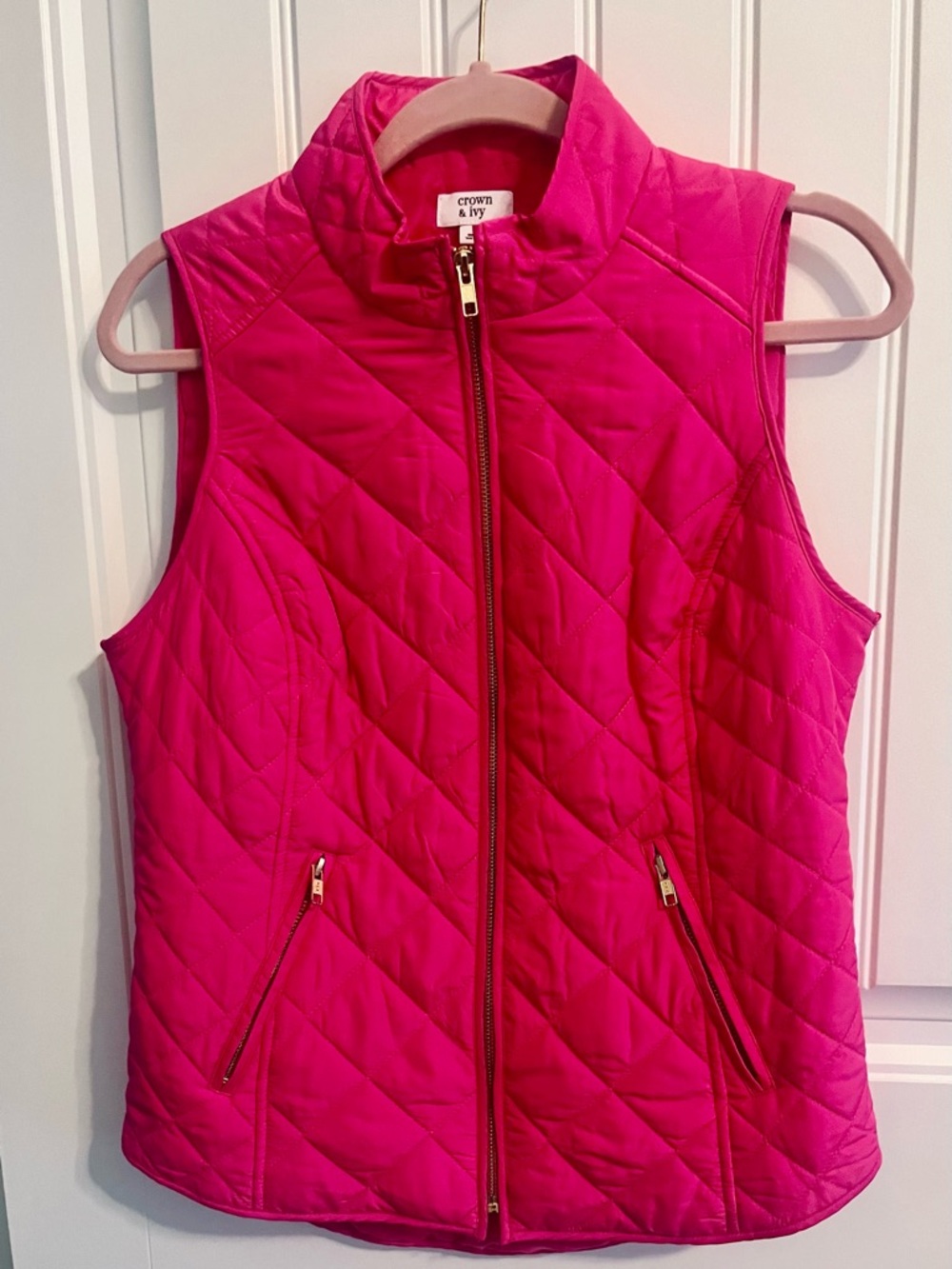 Crown and Ivy Pink Quilted Vest Size S